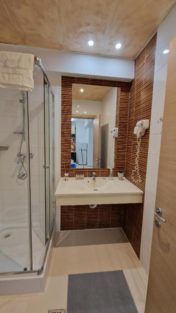 Apartament Rin Grand Sofmed Bukareszt Zewnętrze zdjęcie