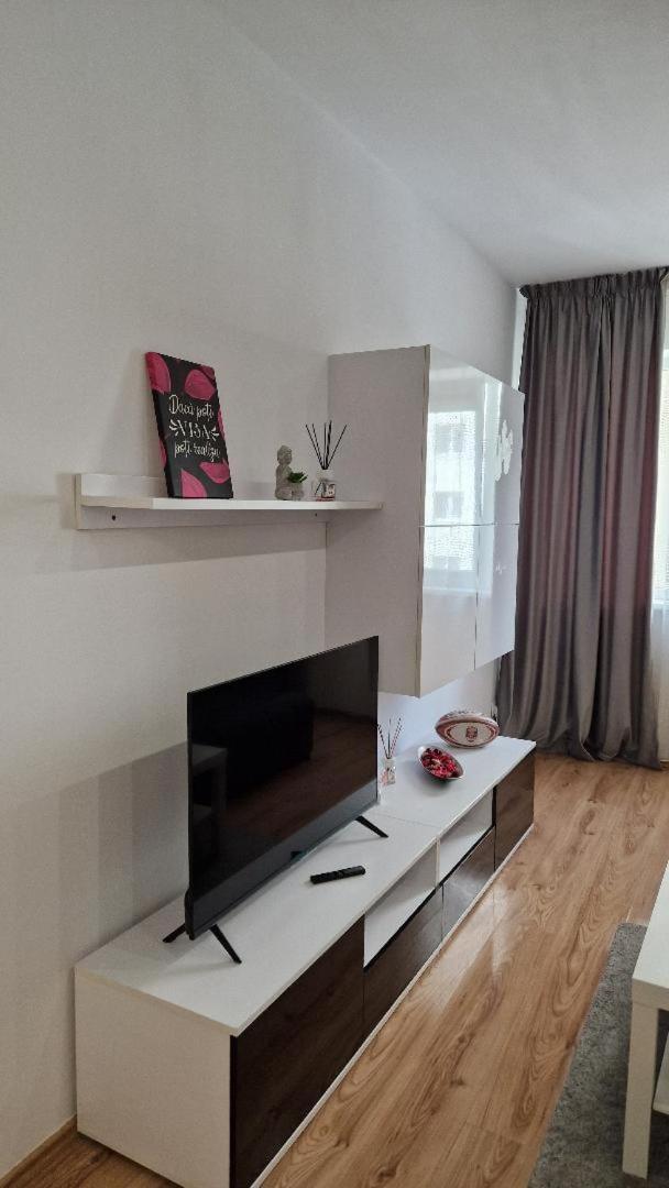 Apartament Rin Grand Sofmed Bukareszt Zewnętrze zdjęcie